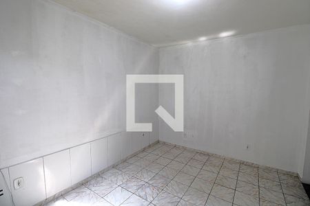 Sala/Quarto de kitnet/studio para alugar com 1 quarto, 20m² em Irajá, Rio de Janeiro