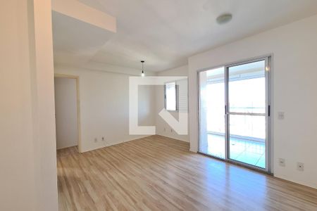 Apartamento à venda com 77m², 2 quartos e 1 vagaSala