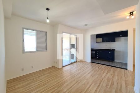 Apartamento à venda com 77m², 2 quartos e 1 vagaSala