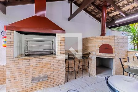 Apartamento à venda com 92m², 4 quartos e 2 vagas Apartamento à venda com 92m², 4 quartos e 2 vagasÁrea comum - Churrasqueira