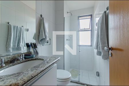 Apartamento à venda com 92m², 4 quartos e 2 vagas Apartamento à venda com 92m², 4 quartos e 2 vagasBanheiro Quarto 3