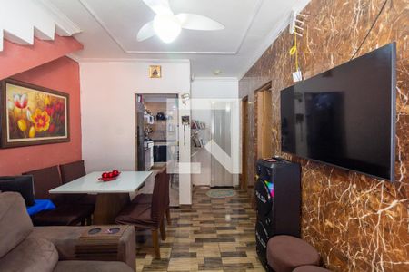 Sala de casa à venda com 2 quartos, 50m² em Padroeira, Osasco