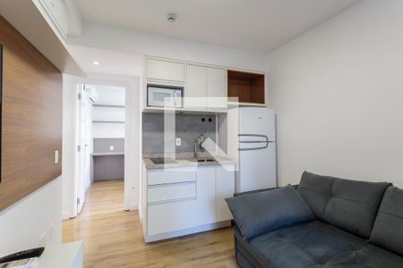 Sala/Cozinha de kitnet/studio à venda com 1 quarto, 34m² em Indianópolis, São Paulo