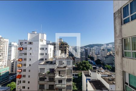 Suite  de apartamento à venda com 3 quartos, 82m² em Icaraí, Niterói