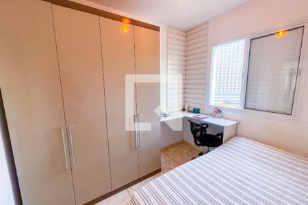 Quarto de apartamento à venda com 2 quartos, 48m² em Pinheiros, São Paulo