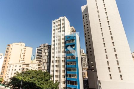 Sala - Vista de apartamento à venda com 2 quartos, 89m² em Vila Buarque, São Paulo