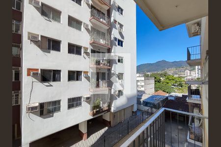 Vista da Sala de apartamento à venda com 2 quartos, 78m² em Grajaú, Rio de Janeiro