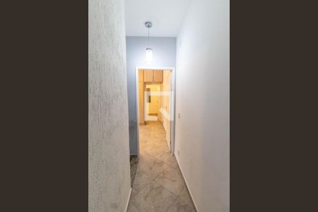 Corredor de casa para alugar com 4 quartos, 250m² em Vila Maria Luisa, São Paulo