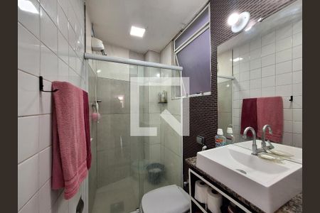 Banheiro  de apartamento à venda com 1 quarto, 43m² em Centro, Rio de Janeiro