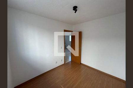 Apartamento à venda com 2 quartos, 42m² em Chacaras Reunidas Santa Terezinha, Contagem