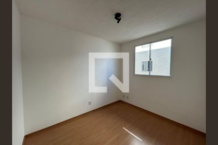 Apartamento à venda com 2 quartos, 42m² em Chacaras Reunidas Santa Terezinha, Contagem