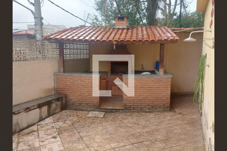 Casa à venda com 3 quartos, 138m² em Vila Monumento, São Paulo