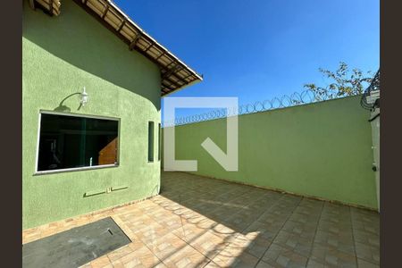 Casa à venda com 3 quartos, 141m² em Linda Vista, Contagem