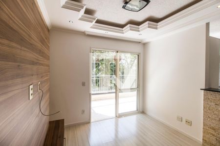 Sala de TV de apartamento à venda com 3 quartos, 94m² em Jardim Tupanci, Barueri