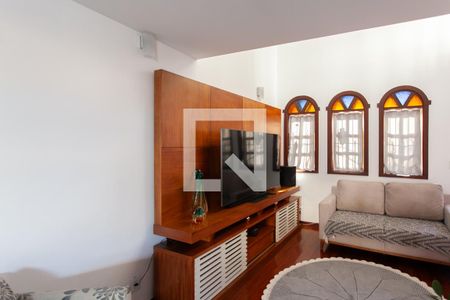 Sala 1 de casa à venda com 4 quartos, 360m² em Esplanada, Belo Horizonte