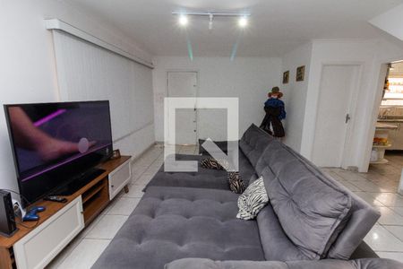 Sala de casa à venda com 4 quartos, 100m² em Jardim Artur Alvim, São Paulo