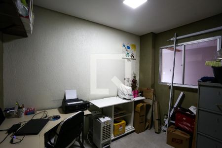 Escritório de casa à venda com 3 quartos, 190m² em Instituto de Previdência , Taboão da Serra