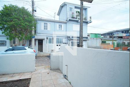 Sala 1 - Vista de casa para alugar com 2 quartos, 110m² em Farrapos, Porto Alegre