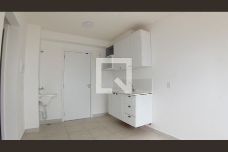 Sala/Cozinha de apartamento para alugar com 2 quartos, 35m² em Vila Graciosa, São Paulo