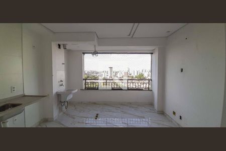 Sala de apartamento à venda com 2 quartos, 48m² em Km 18, Osasco