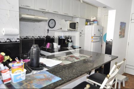 Cozinha  de apartamento à venda com 3 quartos, 75m² em Grajaú, Rio de Janeiro