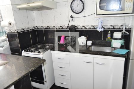 Cozinha  de apartamento à venda com 3 quartos, 75m² em Grajaú, Rio de Janeiro