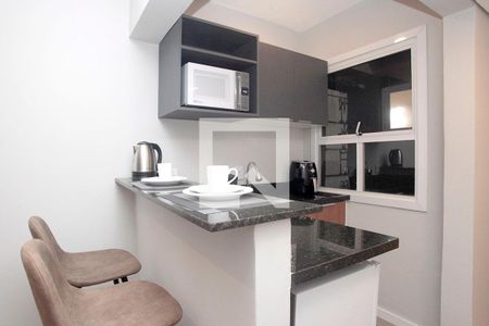 Studio - Cozinha de kitnet/studio à venda com 1 quarto, 30m² em Centro Histórico, Porto Alegre