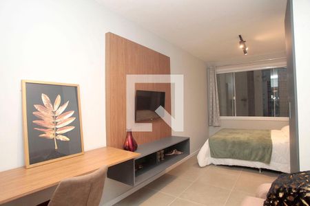 Studio - Sala / Quarto de kitnet/studio à venda com 1 quarto, 30m² em Centro Histórico, Porto Alegre