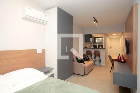 Studio - Sala / Quarto de kitnet/studio à venda com 1 quarto, 30m² em Centro Histórico, Porto Alegre