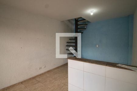 Sala/Cozinha de casa para alugar com 1 quarto, 45m² em Vila Gustavo, São Paulo