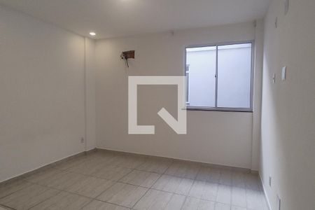 Quarto de apartamento para alugar com 1 quarto, 56m² em Parque Pauliceia, Duque de Caxias