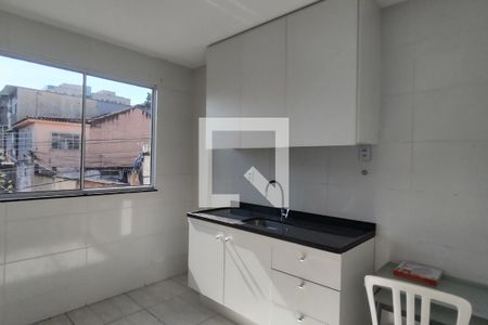 Cozinha de apartamento para alugar com 1 quarto, 56m² em Parque Pauliceia, Duque de Caxias