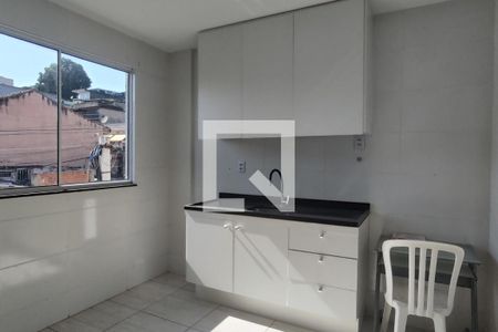 Cozinha de apartamento para alugar com 1 quarto, 56m² em Parque Pauliceia, Duque de Caxias