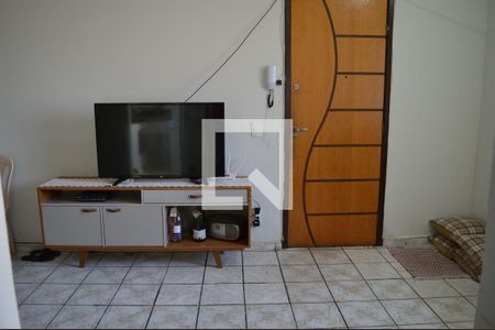 Sala de apartamento para alugar com 3 quartos, 80m² em Alvorada, Contagem