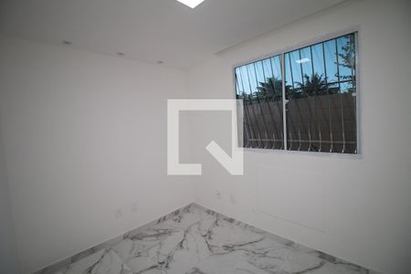 Quarto 2 de apartamento para alugar com 2 quartos, 40m² em Brás de Pina, Rio de Janeiro