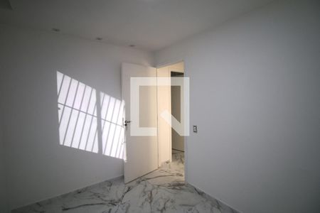 Quarto 2 de apartamento para alugar com 2 quartos, 40m² em Brás de Pina, Rio de Janeiro