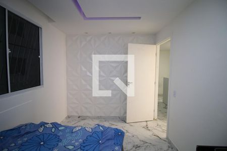 Quarto 1 de apartamento para alugar com 2 quartos, 40m² em Brás de Pina, Rio de Janeiro