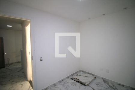 Quarto 2 de apartamento para alugar com 2 quartos, 40m² em Brás de Pina, Rio de Janeiro