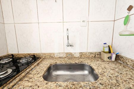 Cozinha de apartamento à venda com 1 quarto, 24m² em Laranjeiras, Rio de Janeiro