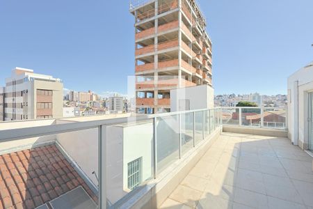 Sacada de apartamento à venda com 3 quartos, 100m² em Sagrada Família, Belo Horizonte