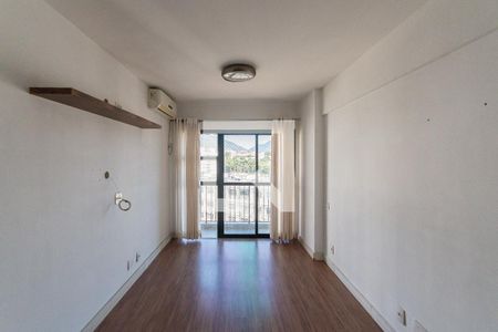 Sala de apartamento à venda com 2 quartos, 65m² em Praça da Bandeira, Rio de Janeiro