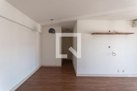 Sala de apartamento à venda com 2 quartos, 65m² em Praça da Bandeira, Rio de Janeiro