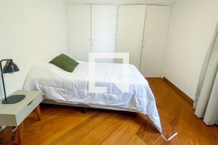 Quarto 1 de apartamento para alugar com 3 quartos, 200m² em Jardim Paulista, São Paulo