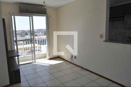 Sala  de apartamento à venda com 2 quartos, 50m² em Del Castilho, Rio de Janeiro