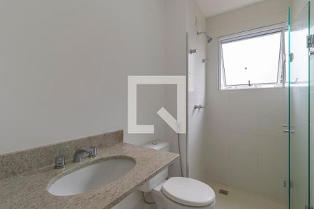 Banheiro da suíte de apartamento à venda com 2 quartos, 67m² em Parque Prado, Campinas