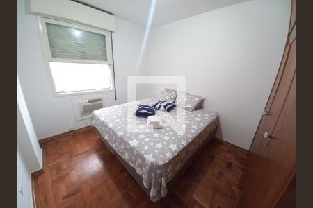 Quarto de apartamento para alugar com 2 quartos, 80m² em Centro, São Vicente