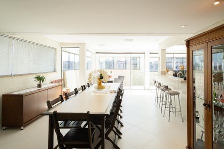 Apartamento à venda com 306m², 3 quartos e 4 vagas Apartamento à venda com 306m², 3 quartos e 4 vagasEspaço Gourmet - Cobertura
