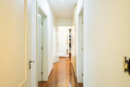 Apartamento à venda com 306m², 3 quartos e 4 vagas Apartamento à venda com 306m², 3 quartos e 4 vagasAcesso - Quartos