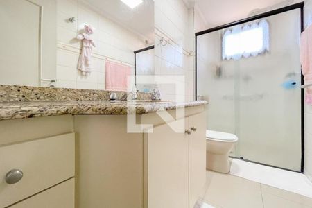 Apartamento à venda com 306m², 3 quartos e 4 vagas Apartamento à venda com 306m², 3 quartos e 4 vagasBanheiro - Suíte 2