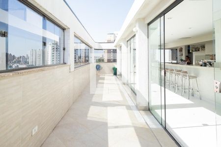 Apartamento à venda com 306m², 3 quartos e 4 vagas Apartamento à venda com 306m², 3 quartos e 4 vagasVaranda - Cobertura